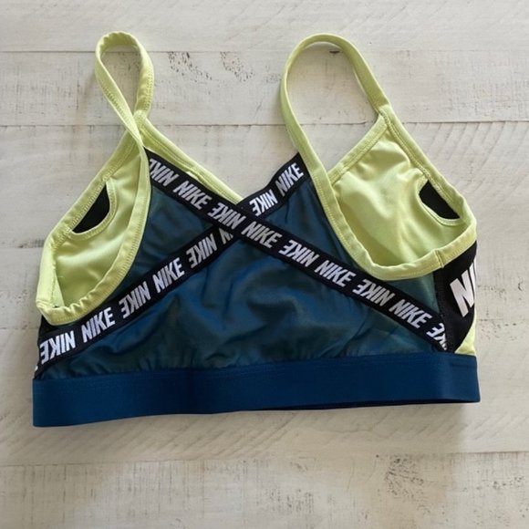 NIKE INDY LOGO WOMENS DRI-FIT SPORTS TRAINING BRA #DB4639-NWT - Picture 4 of 5